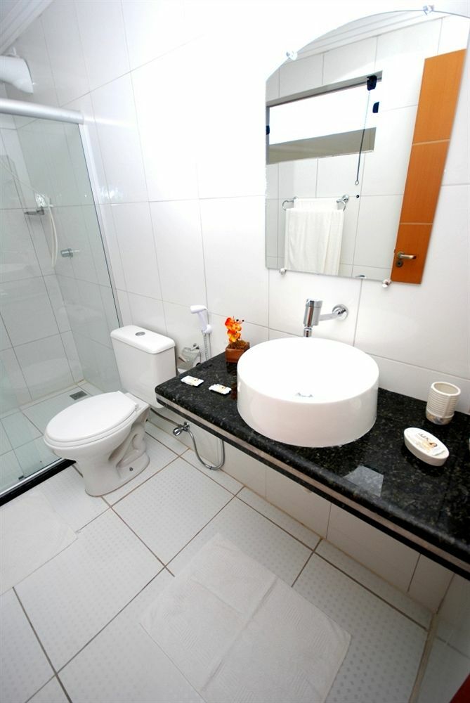 Oyo Apart Hotel Veleiros Santa Cruz Cabralia Luaran gambar